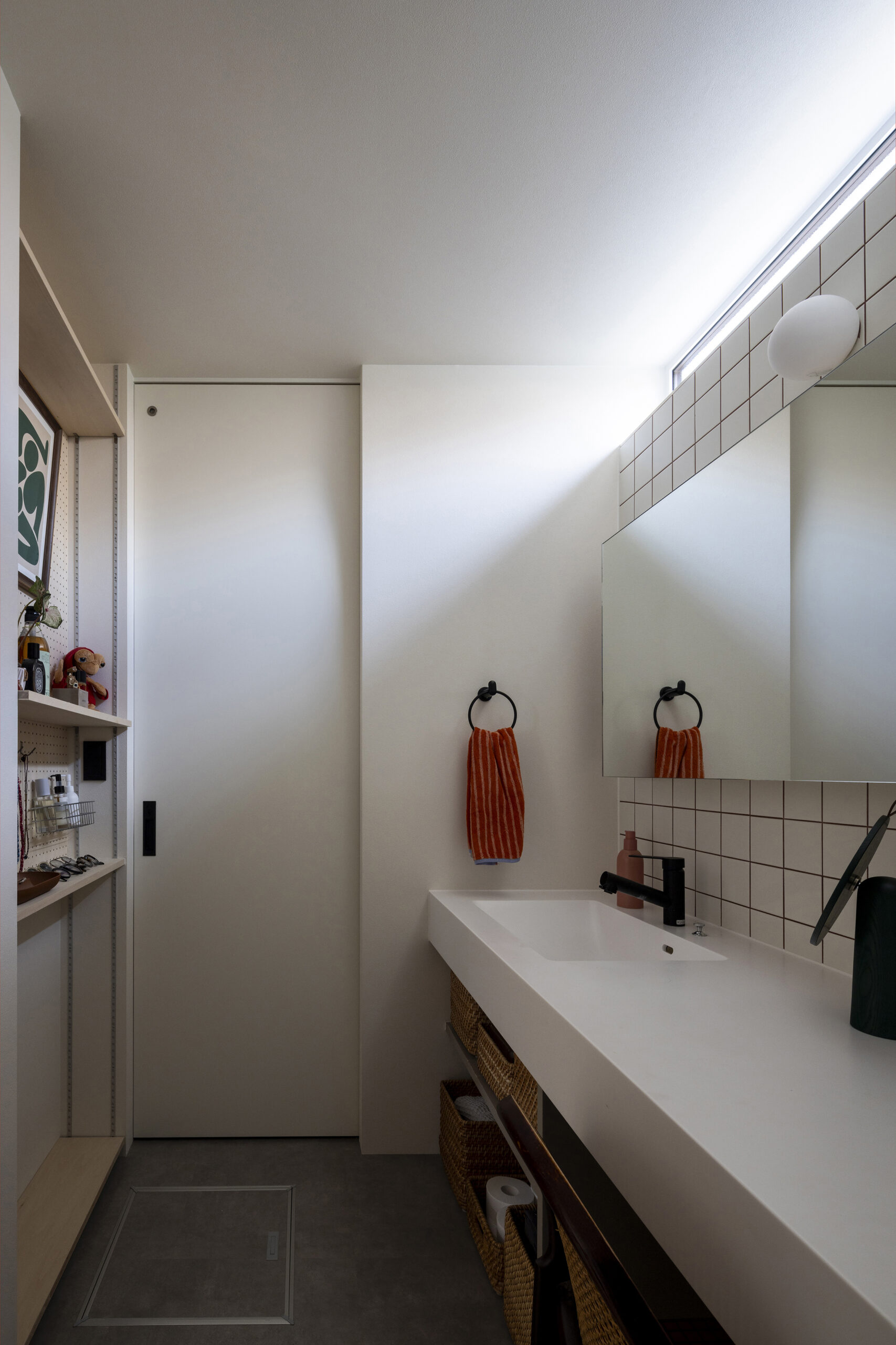 機能の気配を消すデザイン。　西区の家01 写真7