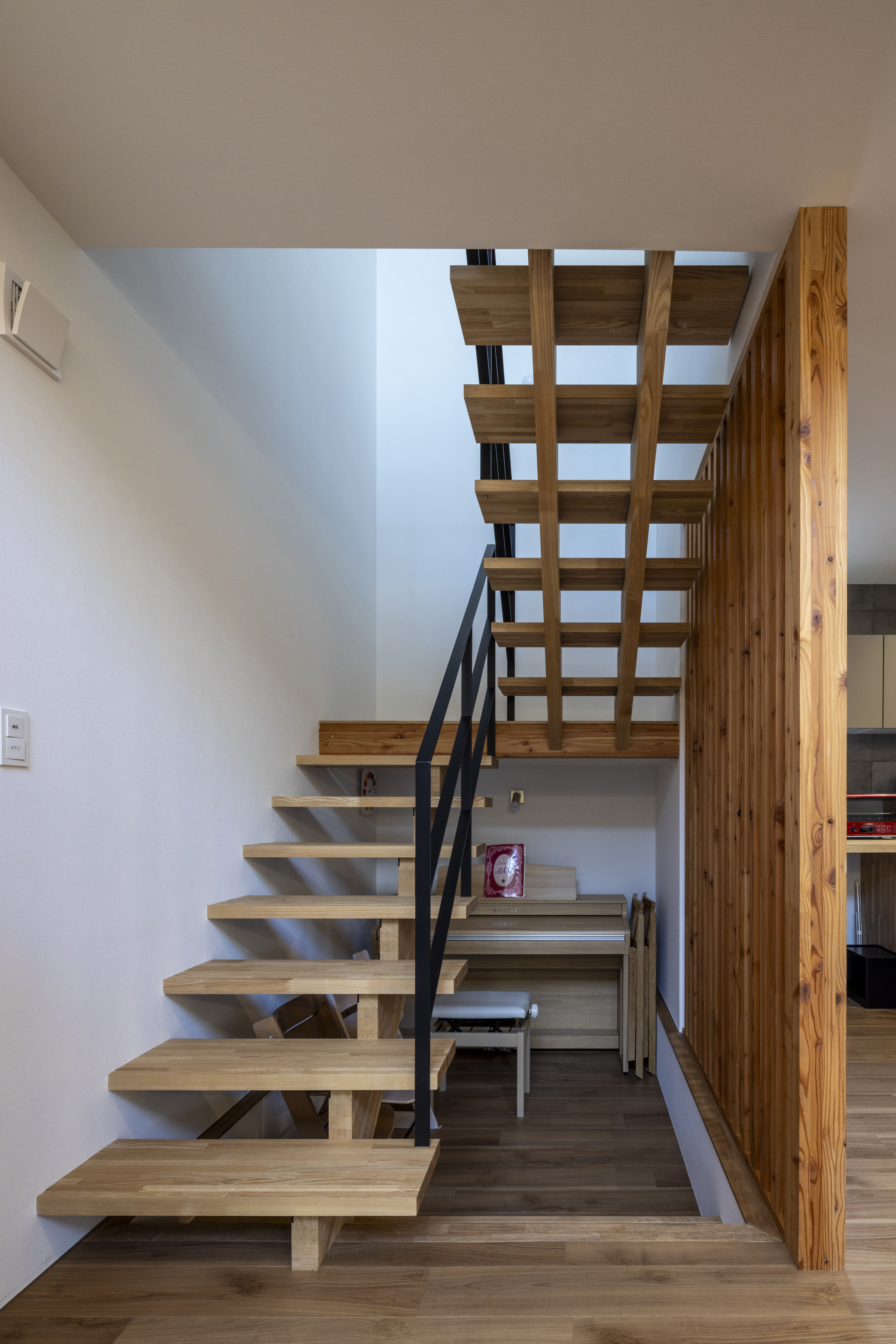 隣棟の二世帯住宅|孫が集う親世帯。 厚別区の家01 写真10