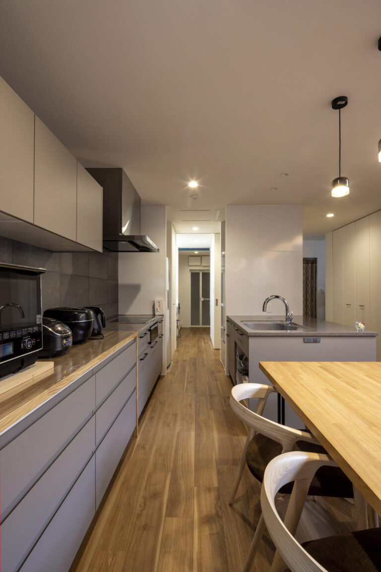 隣棟の二世帯住宅｜孫が集う親世帯。　厚別区の家01 写真7