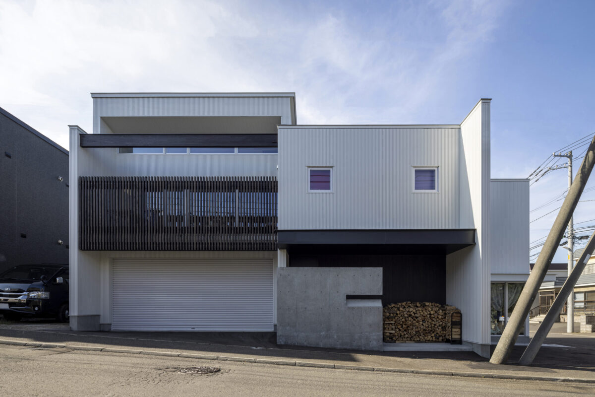 隣棟の二世帯住宅｜美容室併用の子世帯。　厚別区の家02 写真10